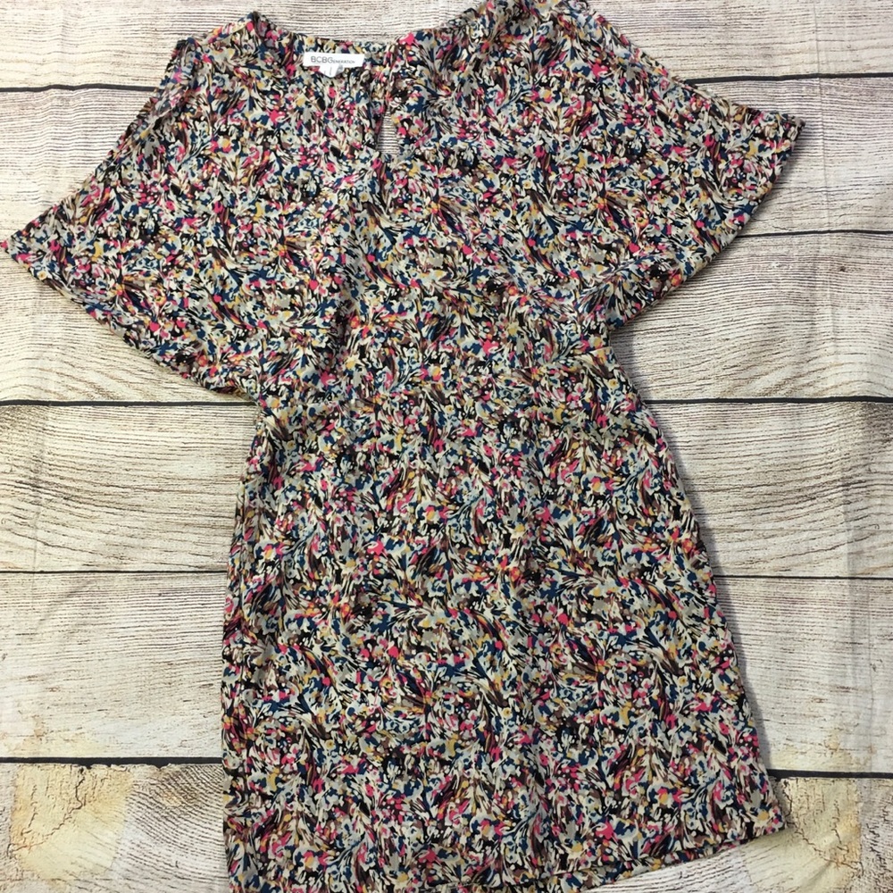 😍BCBGeneration Multi Color Mink Dress Bell Sleeve size 4 Small